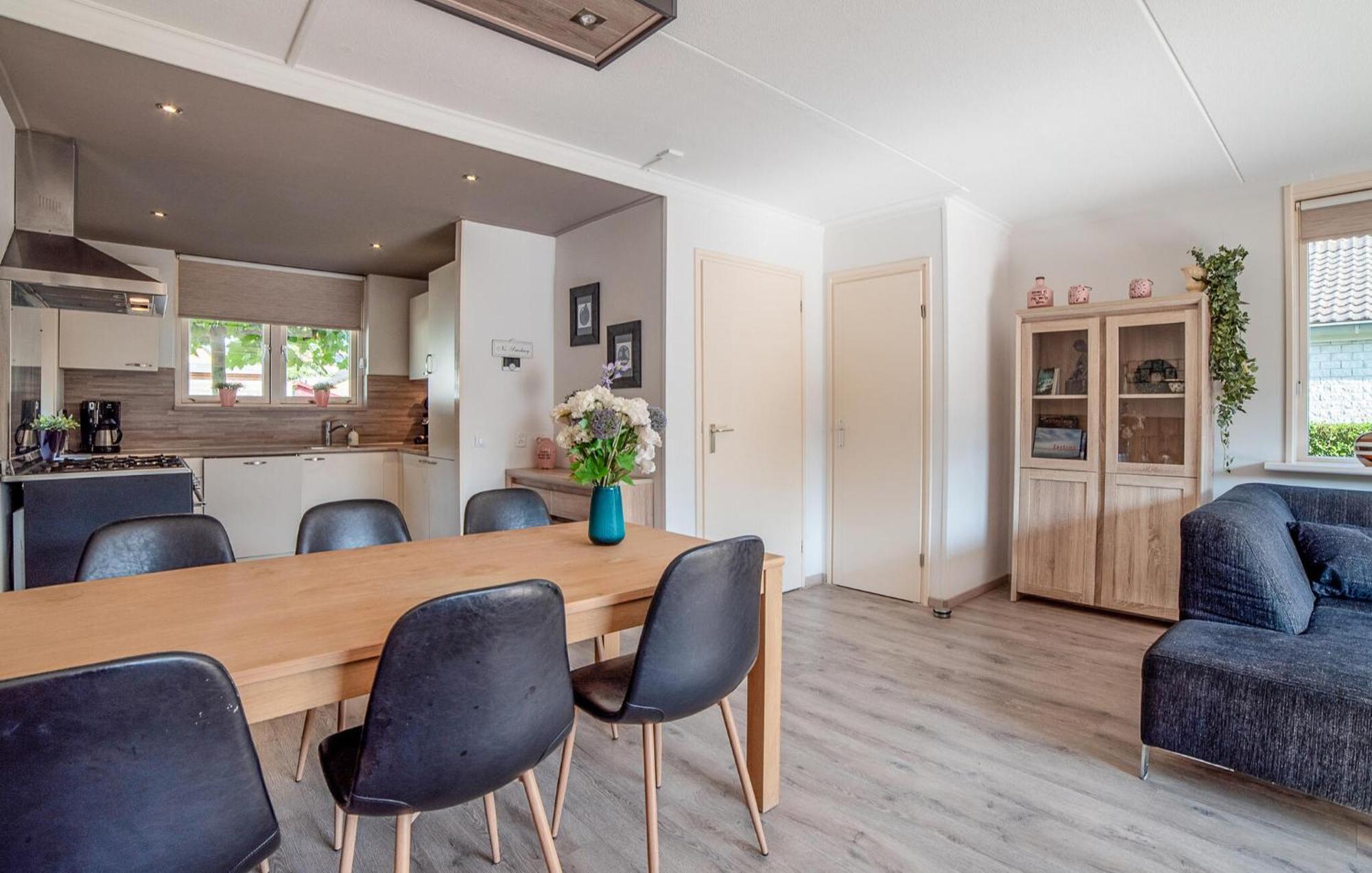 Vakantiehuis Beautiful In With Sauna Wemeldinge