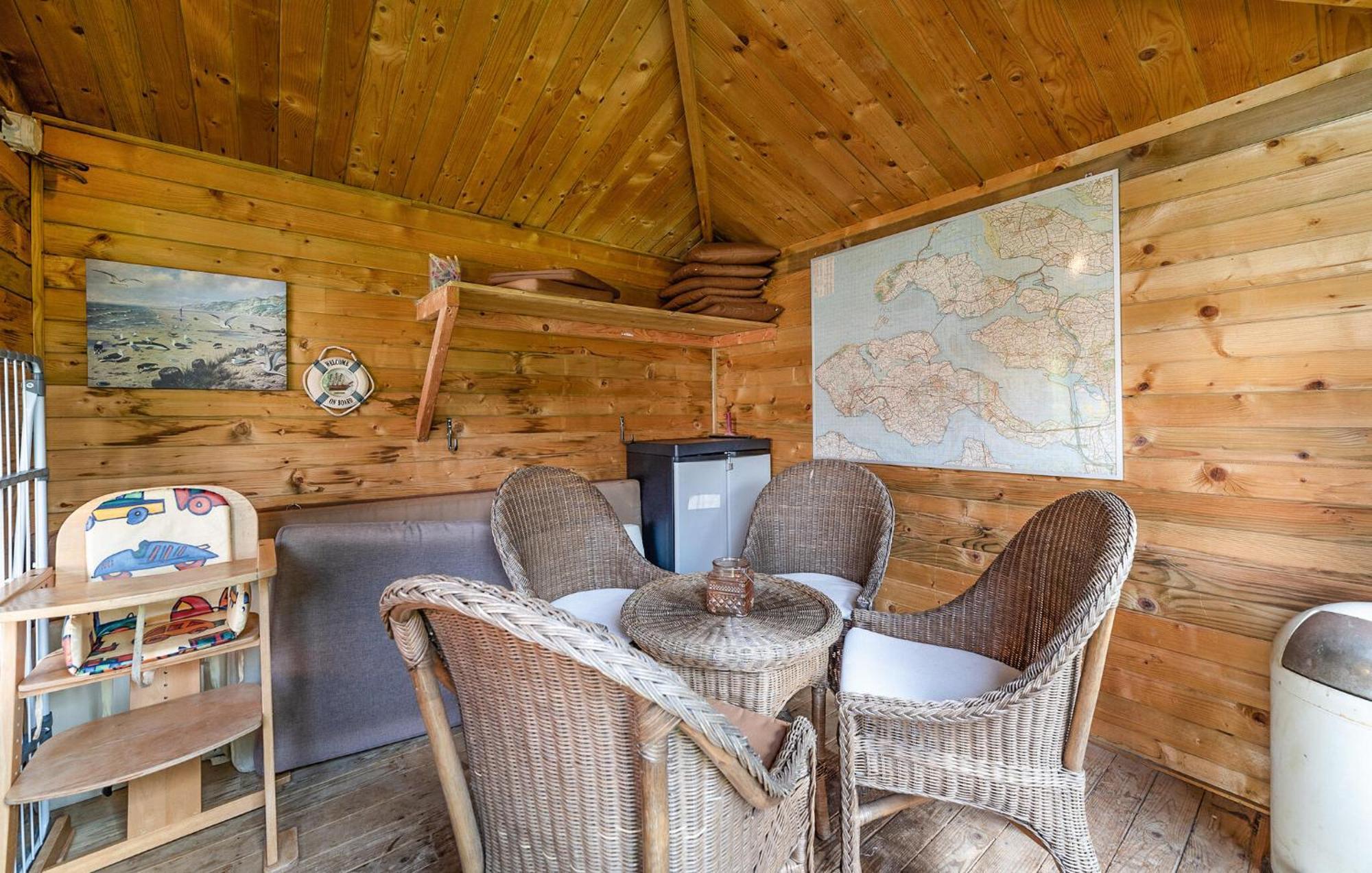 Vakantiehuis Beautiful In With Sauna Wemeldinge